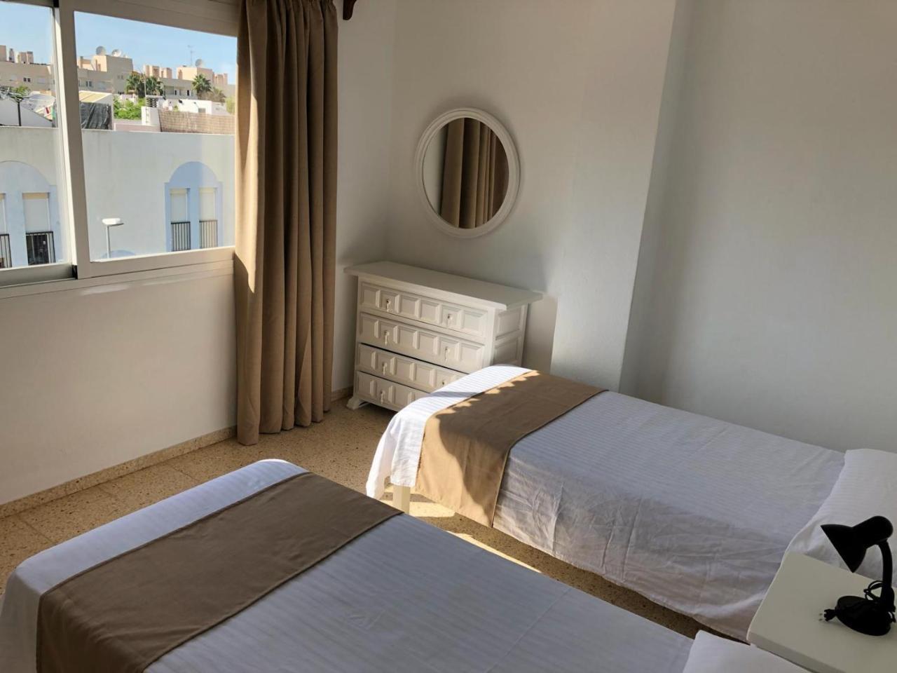 Apartamentos Alba サンアントニオアバド エクステリア 写真